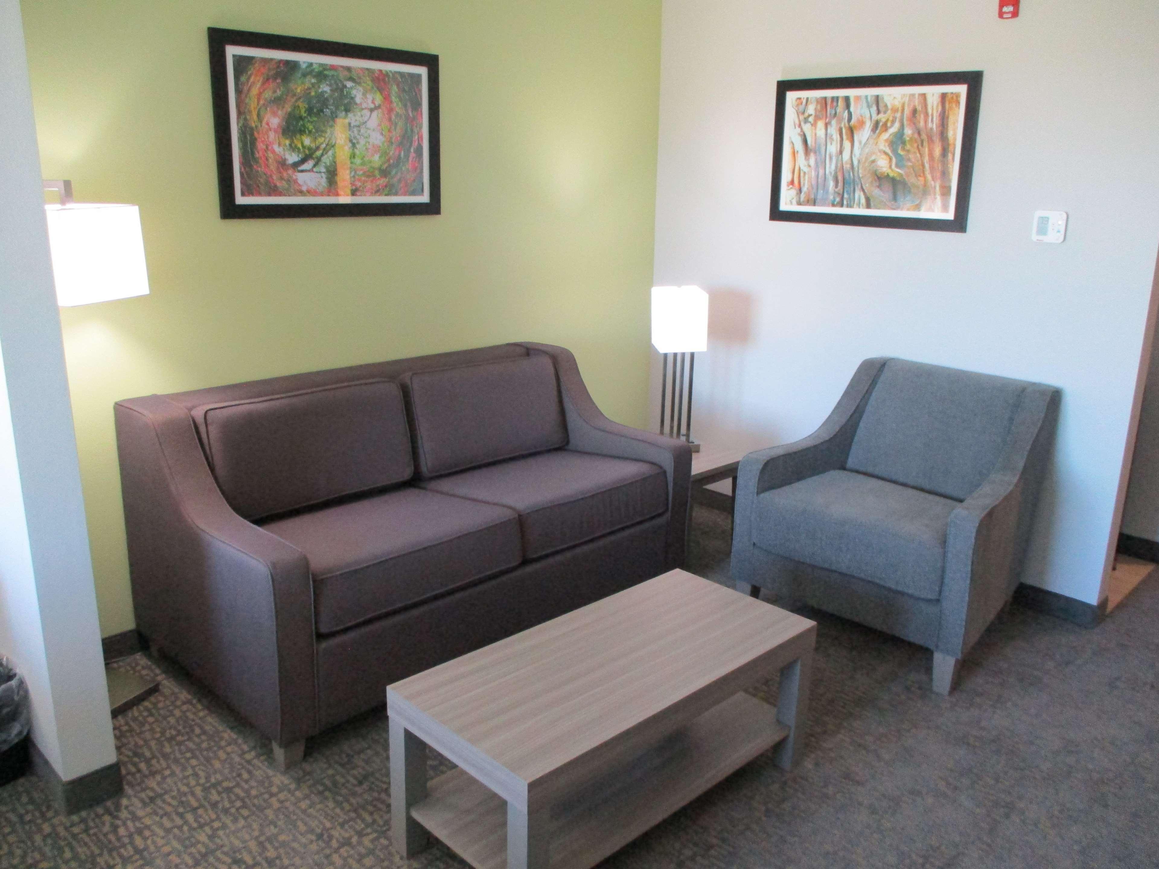 La Quinta Inn & Suites By Wyndham Jackson-Cape Girardeau エクステリア 写真