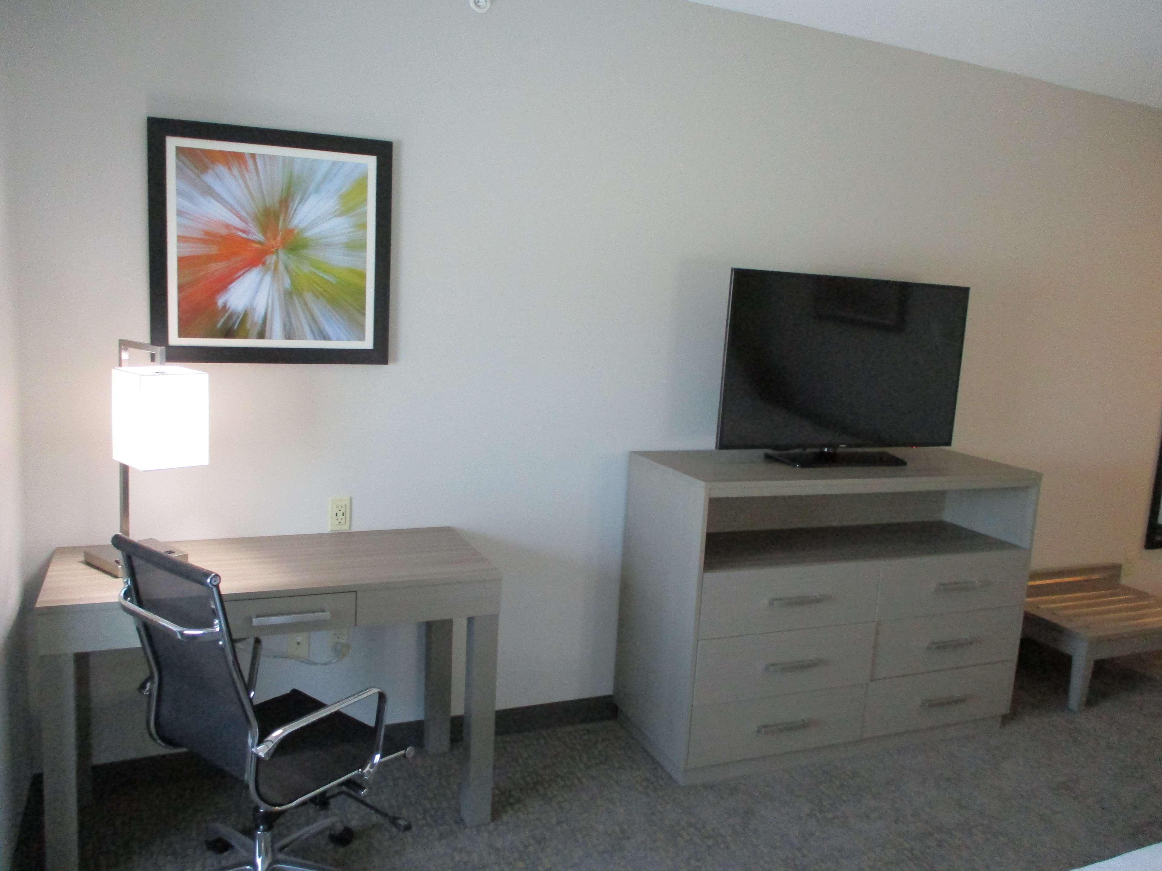 La Quinta Inn & Suites By Wyndham Jackson-Cape Girardeau エクステリア 写真