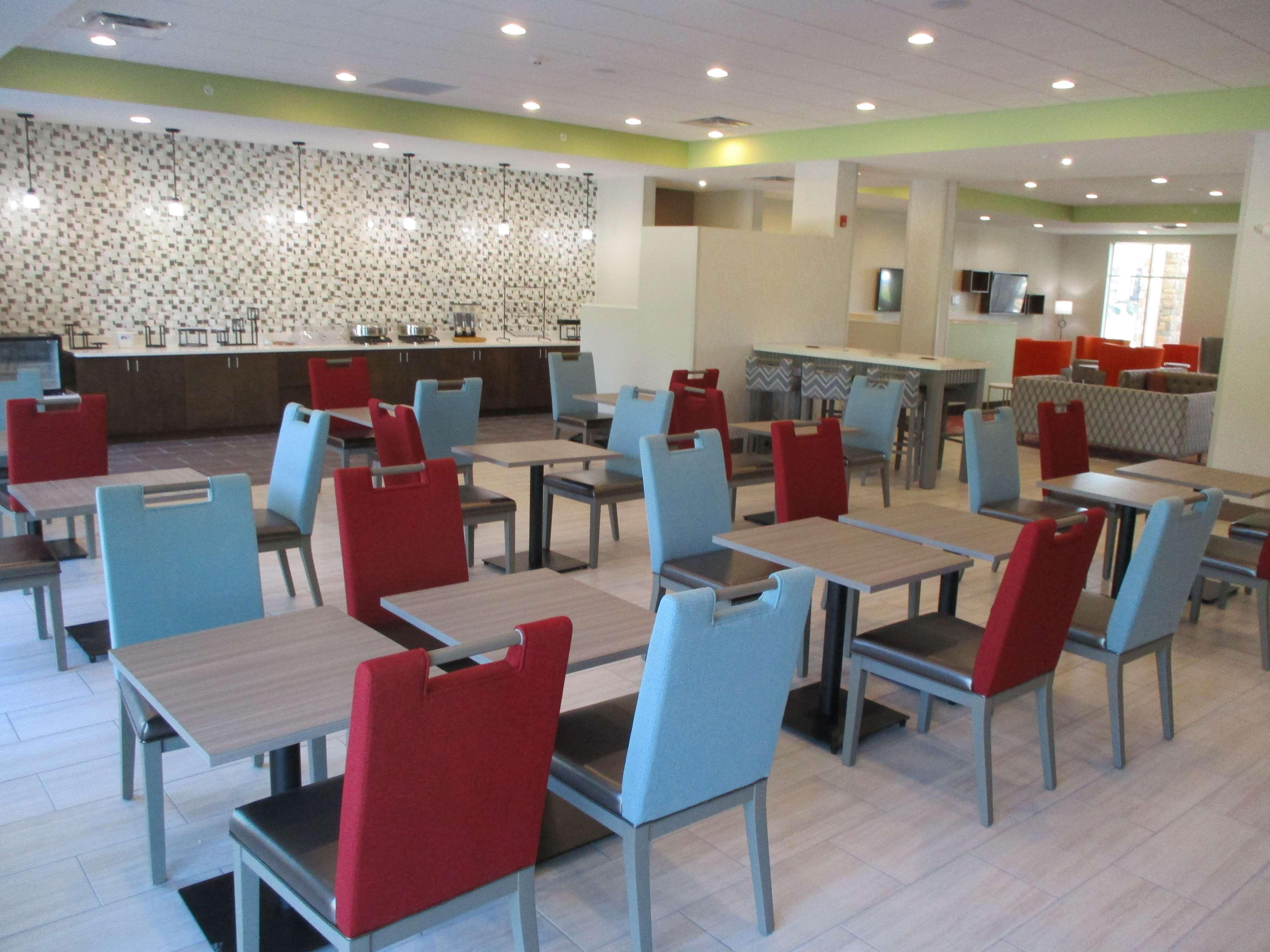 La Quinta Inn & Suites By Wyndham Jackson-Cape Girardeau エクステリア 写真