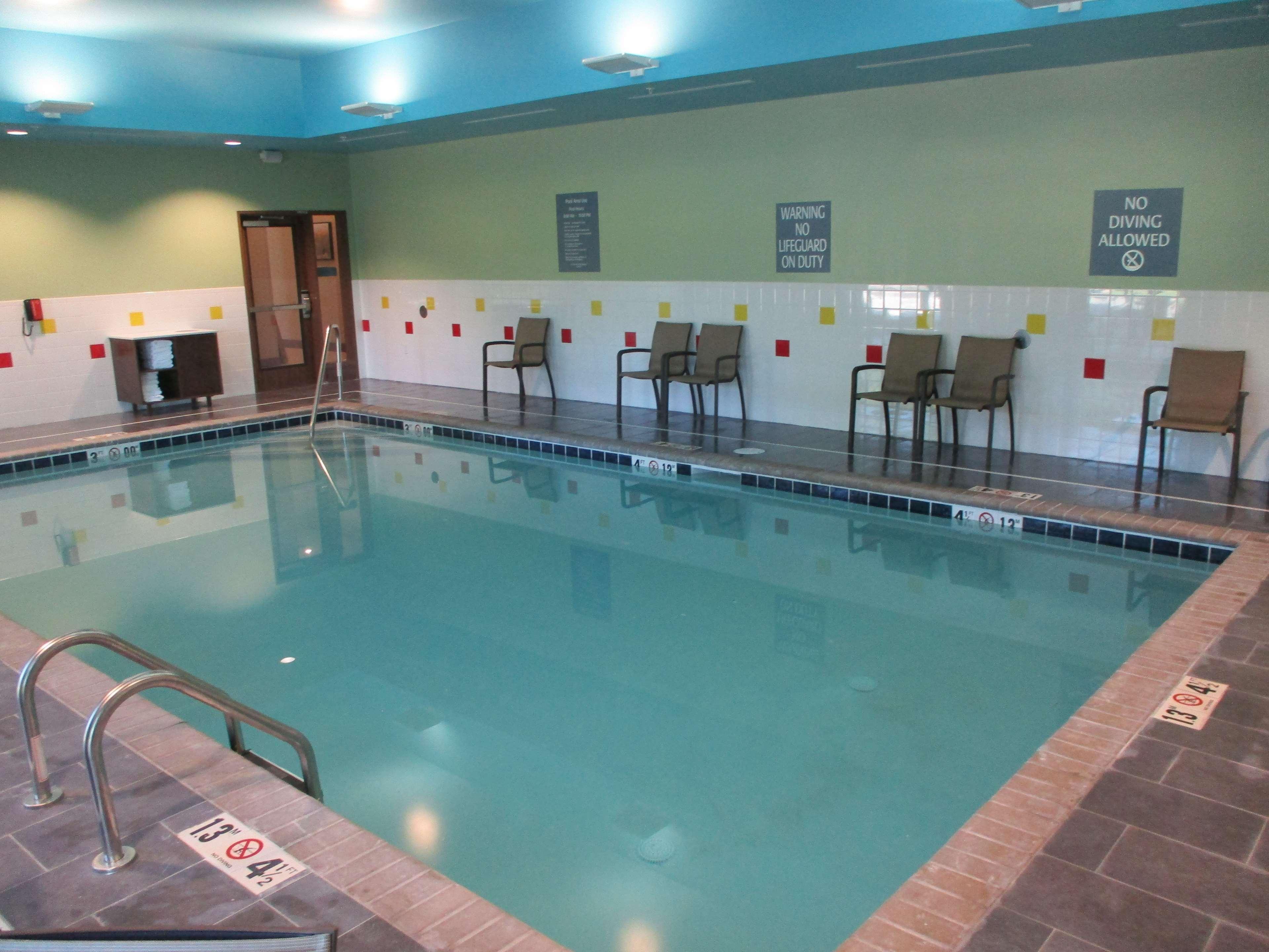 La Quinta Inn & Suites By Wyndham Jackson-Cape Girardeau エクステリア 写真