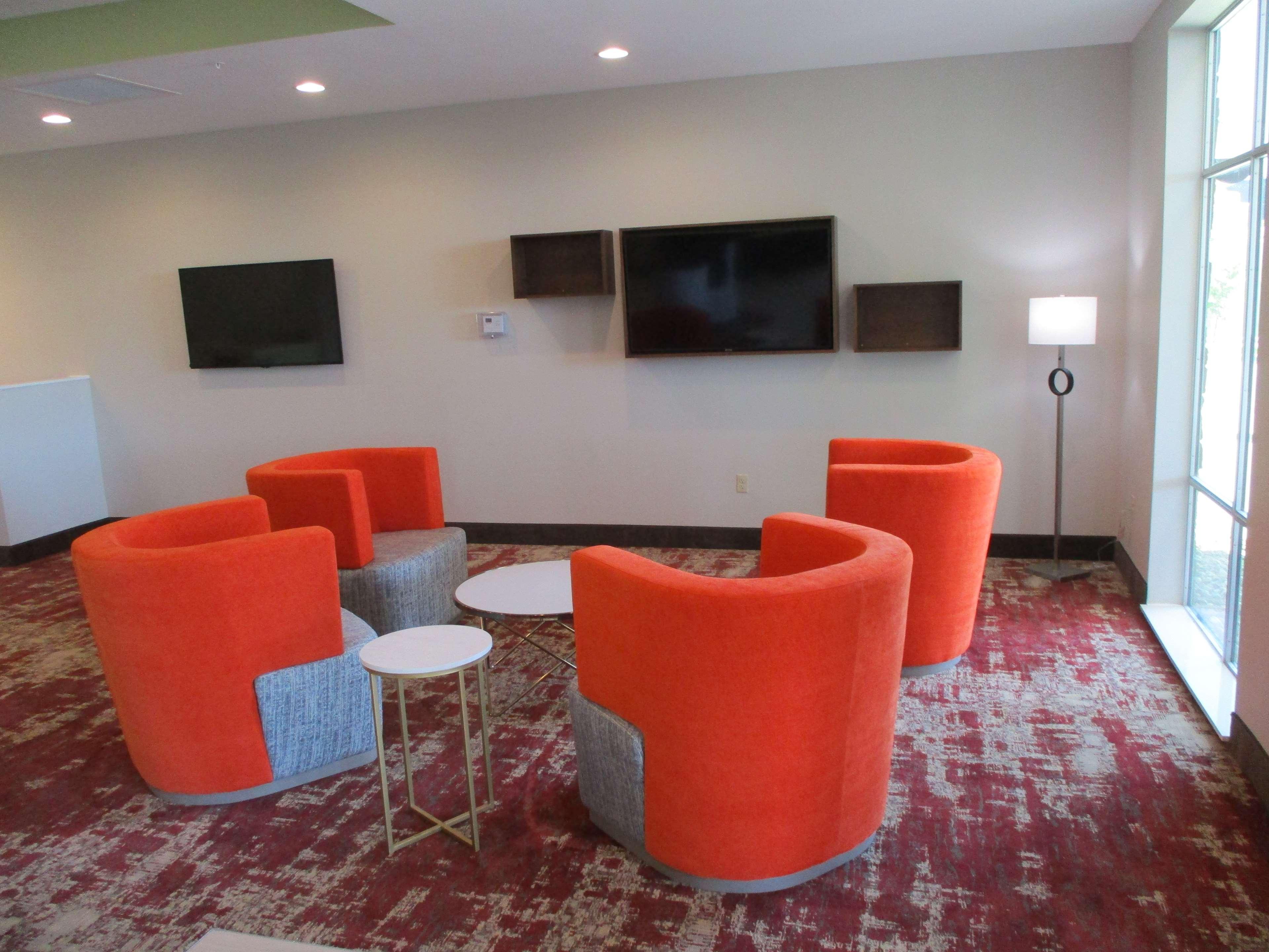 La Quinta Inn & Suites By Wyndham Jackson-Cape Girardeau エクステリア 写真