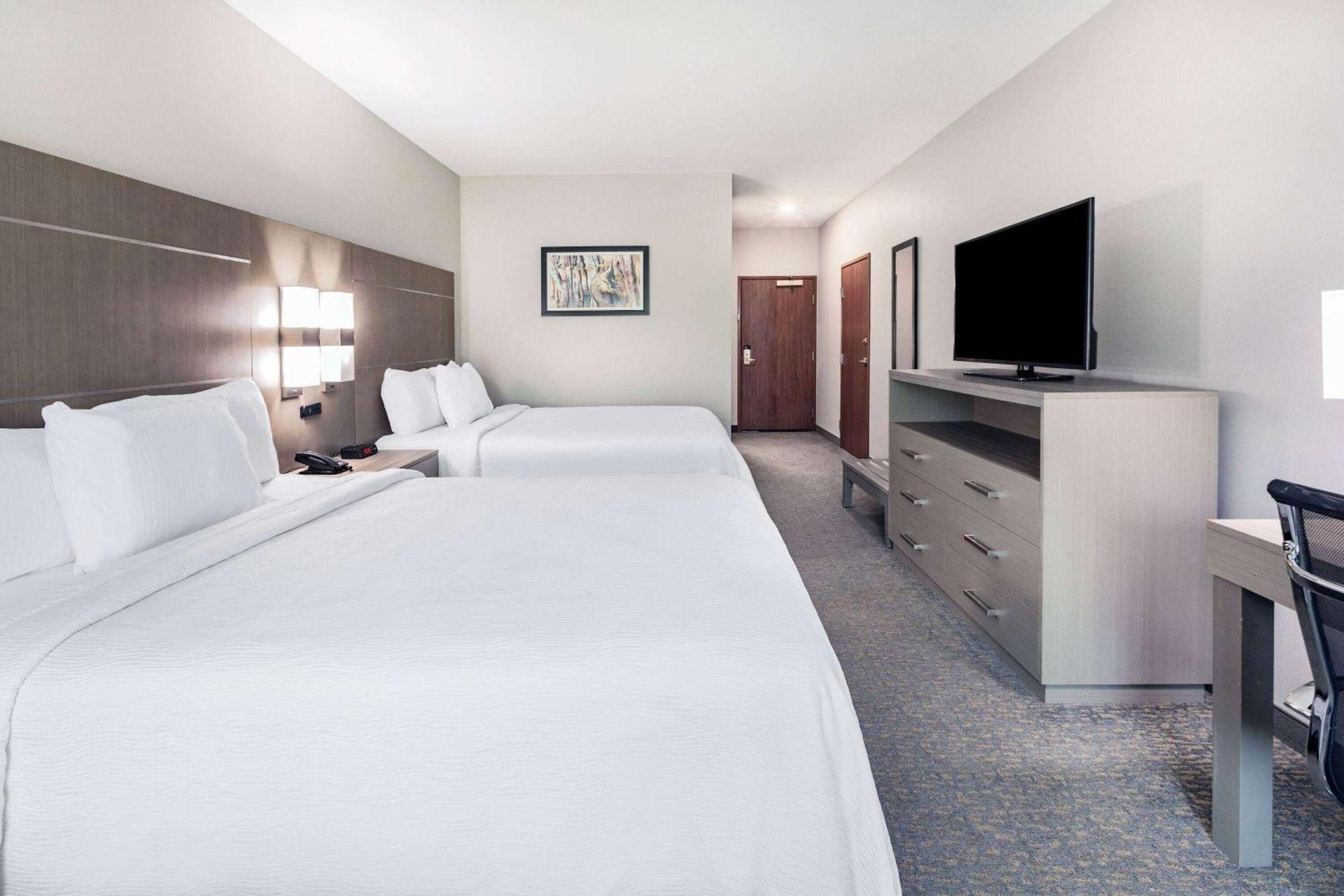 La Quinta Inn & Suites By Wyndham Jackson-Cape Girardeau エクステリア 写真