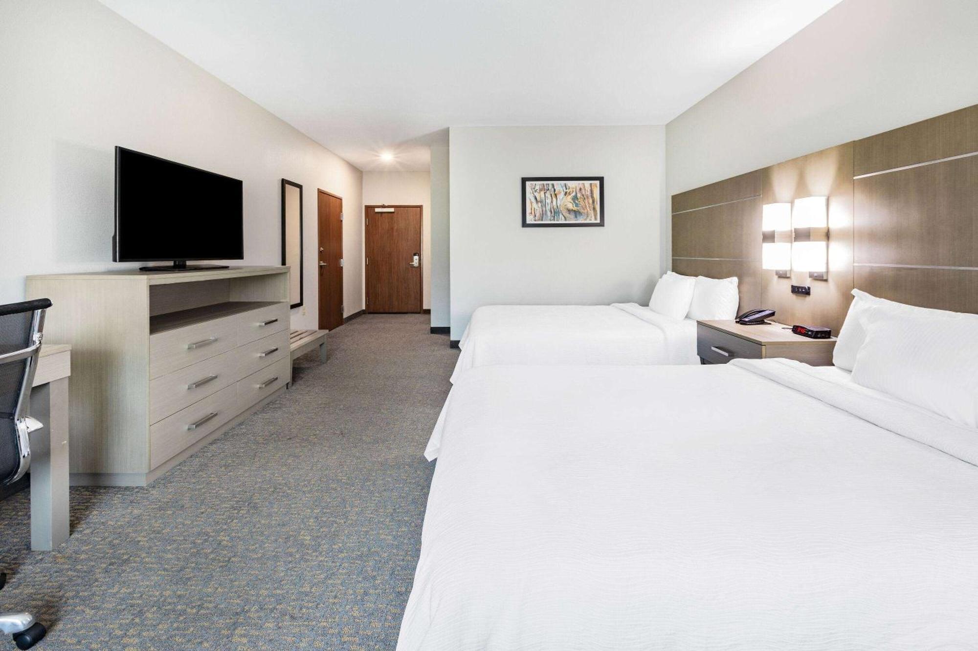 La Quinta Inn & Suites By Wyndham Jackson-Cape Girardeau エクステリア 写真