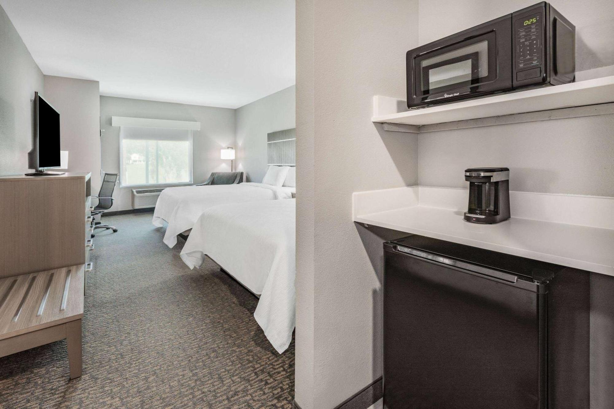 La Quinta Inn & Suites By Wyndham Jackson-Cape Girardeau エクステリア 写真